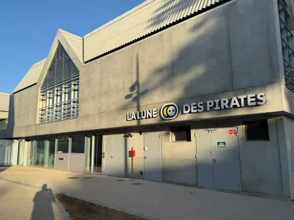 Samedi 12 septembre se déroule l'inauguration du nouveau projet de la Lune des Pirates à Amiens. Plusieurs animations sont prévus durant la semaine pour l'occasion. La rédaction d'Happyness Radio vous en dit plus.