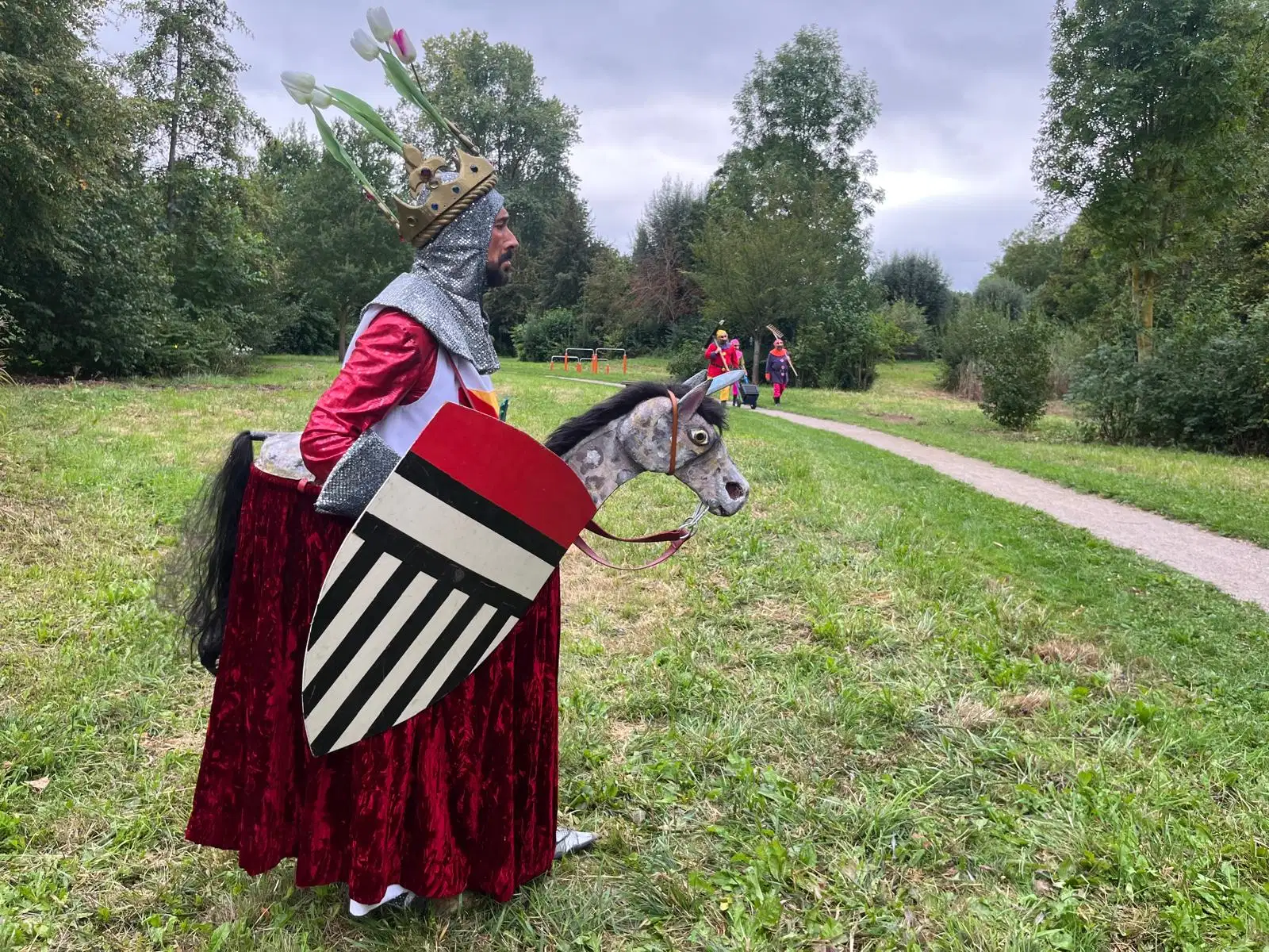 Salouël : Le Chevalier Fringant La Tulipe en images