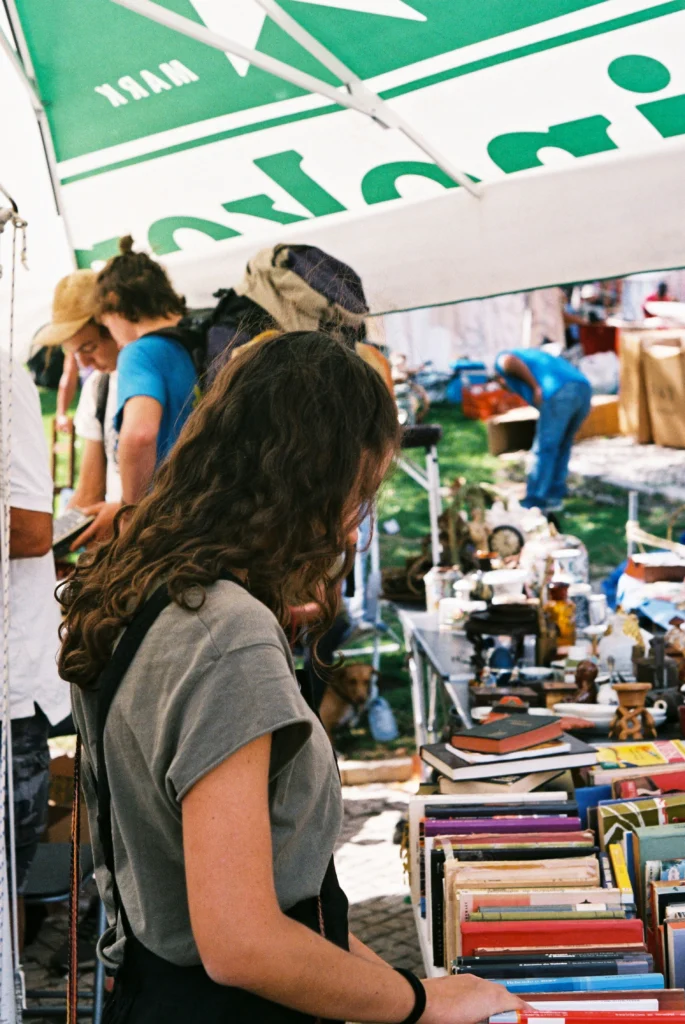La 8ème Édition de la Brocante du Livre de Beauvais a lieu Samedi 12 septembre de 10 h à 18 h. Happyness Radio sera en direct sur place.